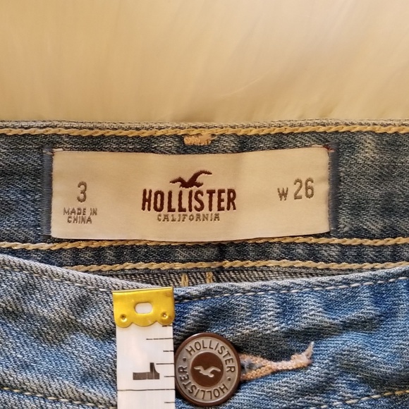 Hollister Embroidered Distressed Shorts Sz 3 - Picture 5 of 8
